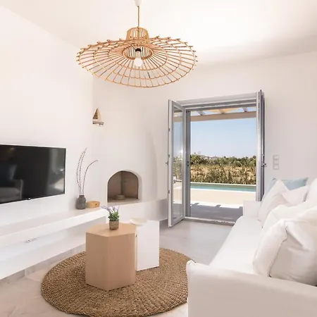 Isalos Naxos *