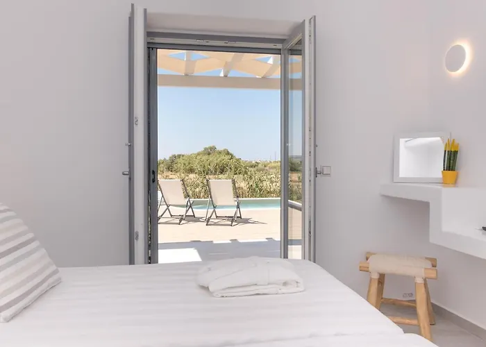 Villa Isalos Naxos Naxos City