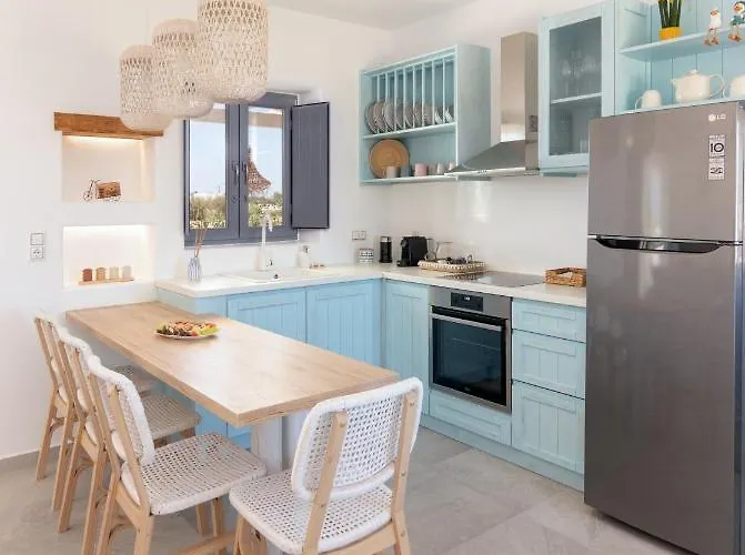 Isalos Naxos Villa *