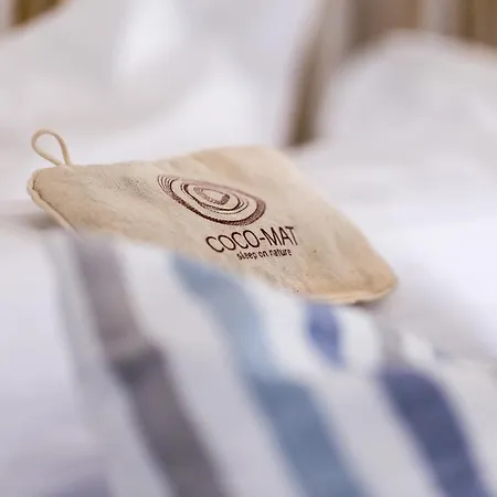 Isalos Naxos * Naxos City