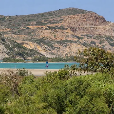 Isalos Naxos * Naxos City